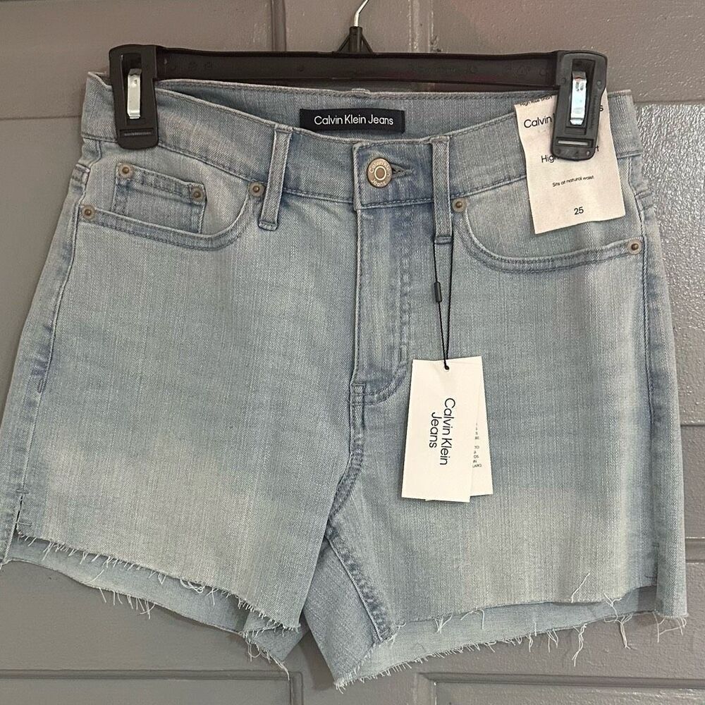 Calvin Klein Jeans Denim High Waist Cut‎ Off Shorts Light Was Sz 25 NWT